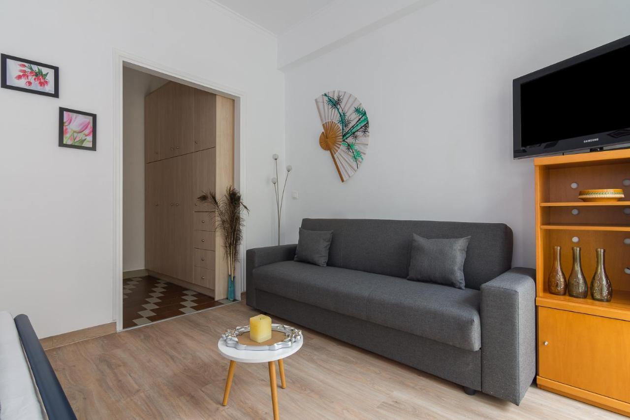 Nice Studio In Pagkrati Athen Exterior foto